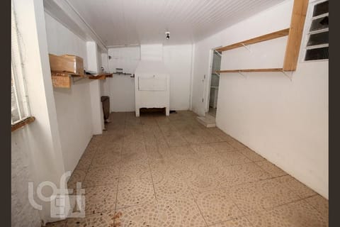 Image 16 - 251385